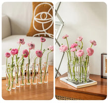 Load image into Gallery viewer, Hinged Flower Silicone Vase
